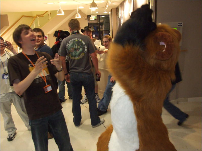 [Mikepaws_Confuzzled2008_095.jpg]