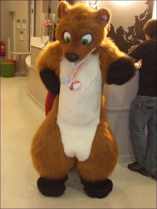 [Mikepaws_Confuzzled2008_130.jpg]