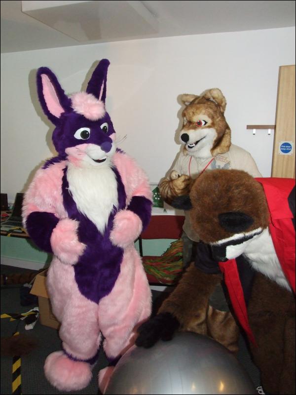 [Mikepaws_Confuzzled2008_134.jpg]