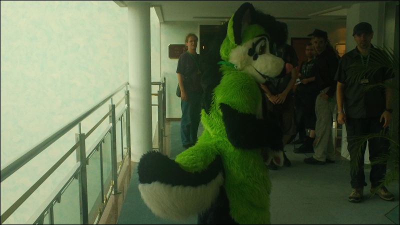 [Aoi_EF18_2908_bl_00020.jpg]