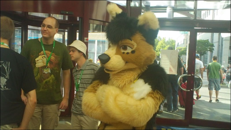 [Aoi_EF18_2908_bl_00045.jpg]