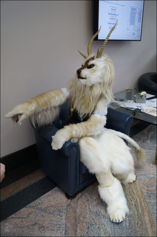 [Aoi_EF18_3108_a57_0087.jpg]