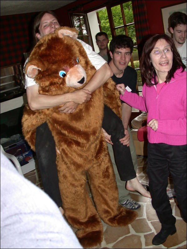 [Tim_FF2003_028_FursuitTryout_wornbySundance.jpg]