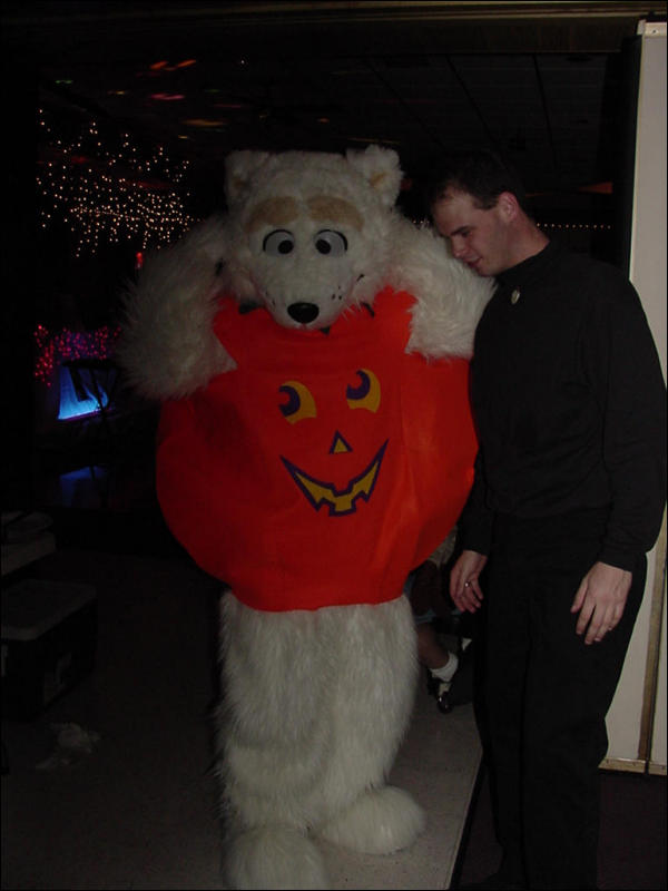 [Draconis_Furloween2001_39.jpg]