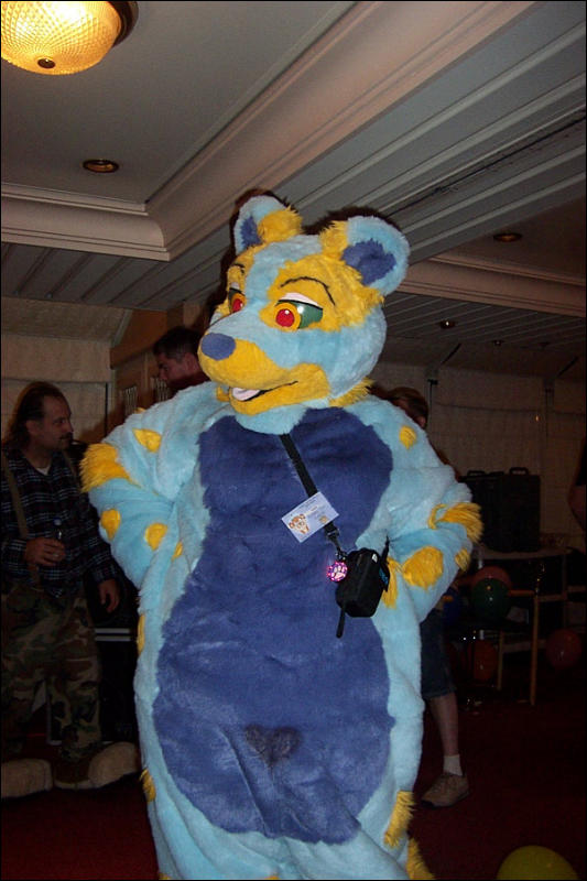 [Banrai_FurryCruise2005_019.jpg]