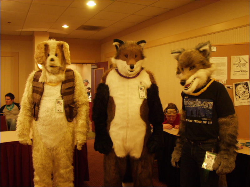 [Mousepaws_FWA2006_07.jpg]