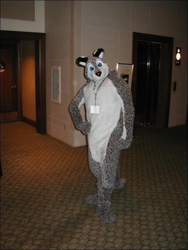 [TuxSkunk_FC2003_018.jpg]