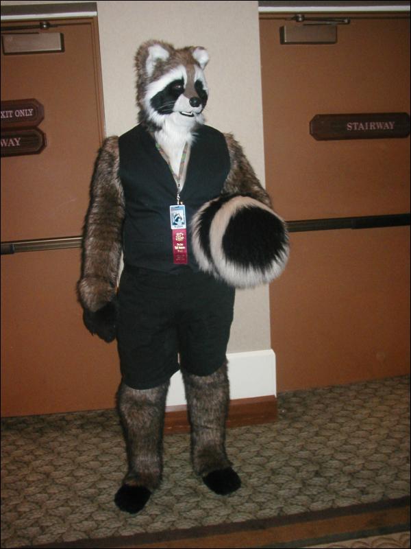 [TuxSkunk_FC2003_391.jpg]