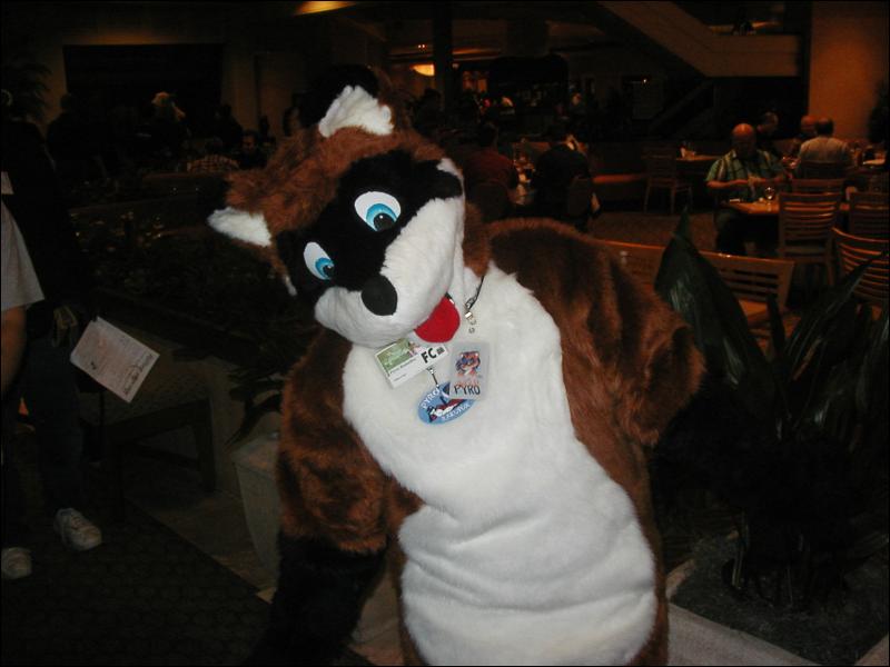 [Tuxskunk_FC2004_0094.jpg]