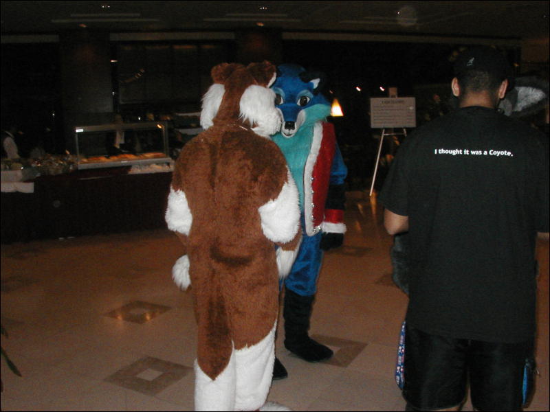 [Tuxskunk_FC2004_0112.jpg]