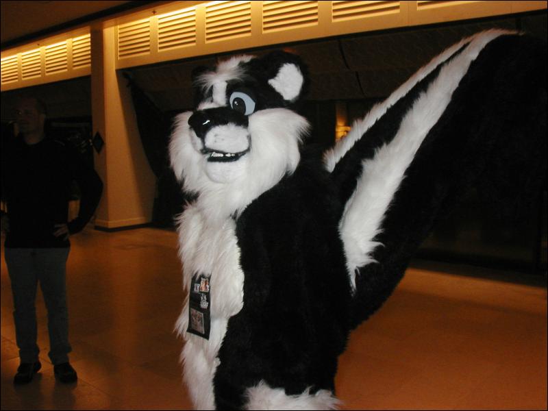 [Tuxskunk_FC2004_0301.jpg]