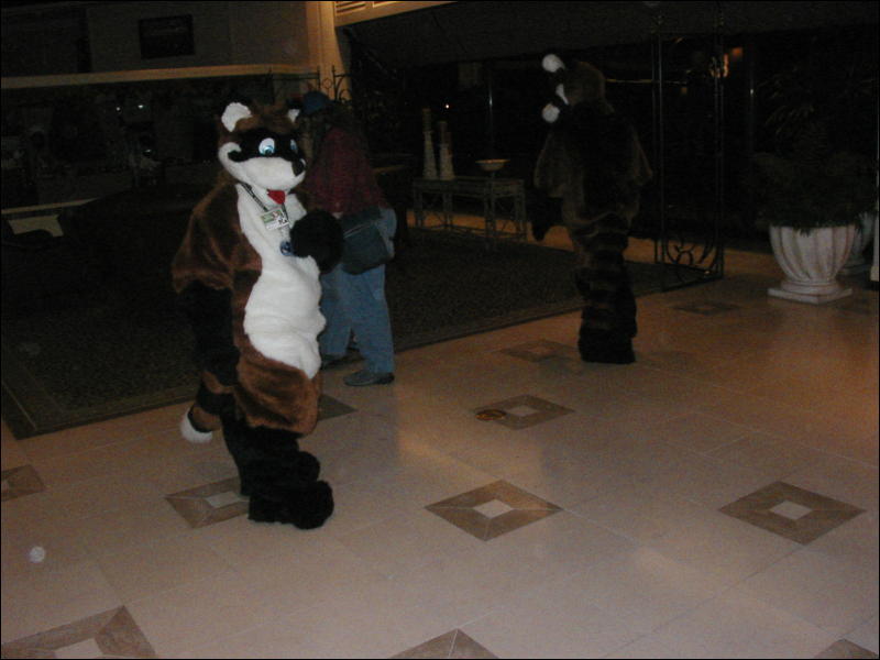 [Tuxskunk_FC2004_0317.jpg]