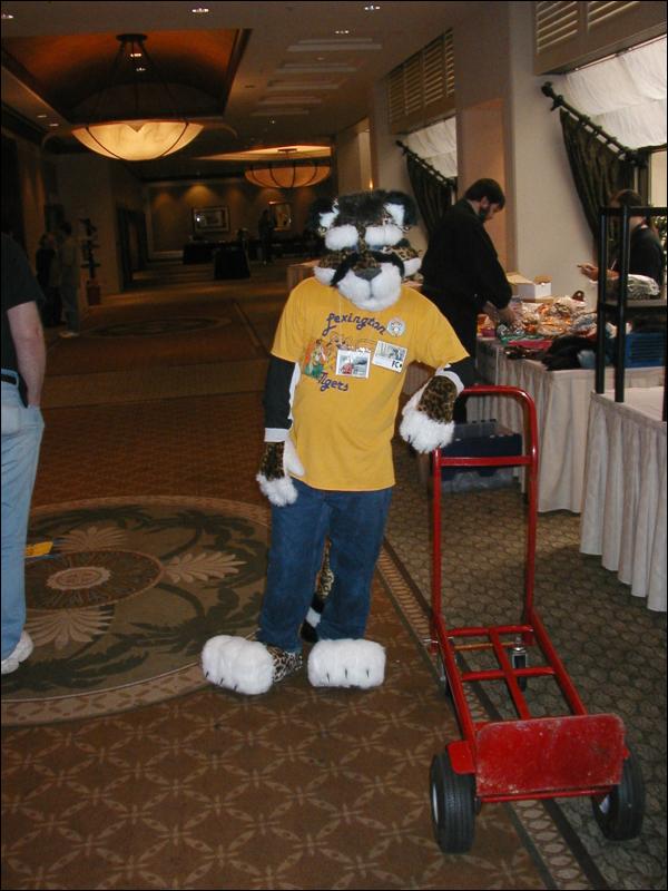 [Tuxskunk_FC2004_0334.jpg]