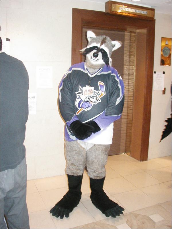 [Tuxskunk_FC2004_0660.jpg]