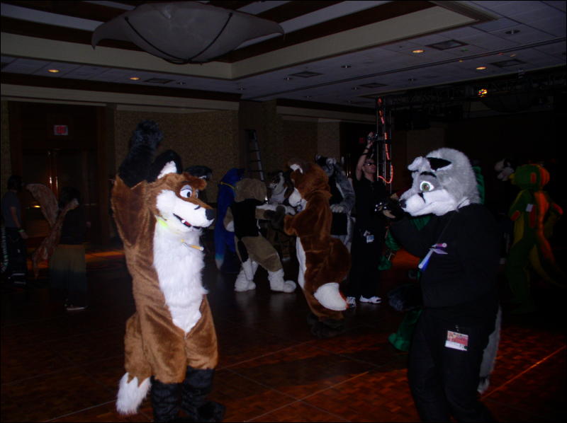 [Xavier_FC2006_Dance_15.jpg]