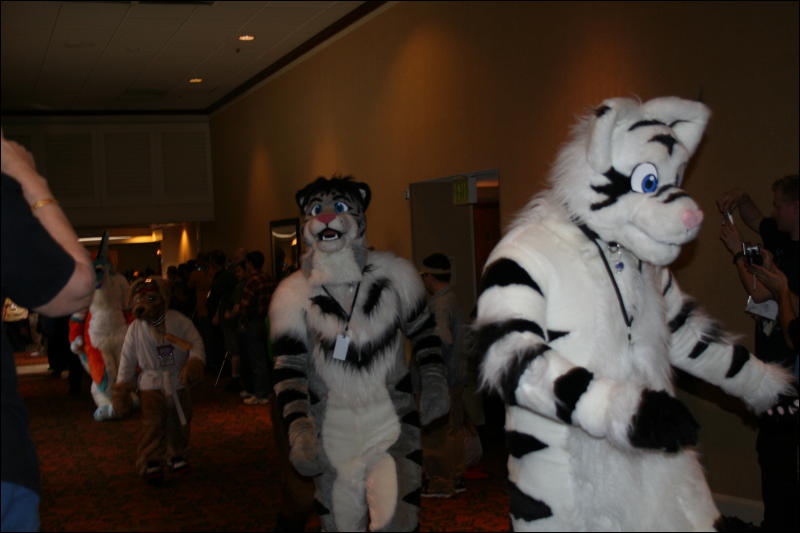 [Furry-K9_FC2008_097.jpg]