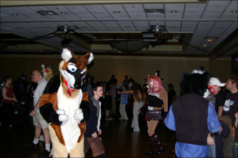 [DamonHusky_FC2009_167.jpg]