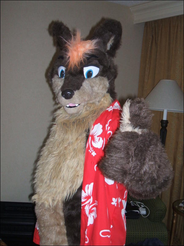 [BrownWolf_FC2009_050.jpg]