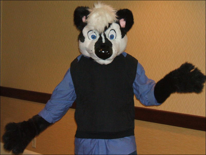 [BrownWolf_FC2009_110.jpg]