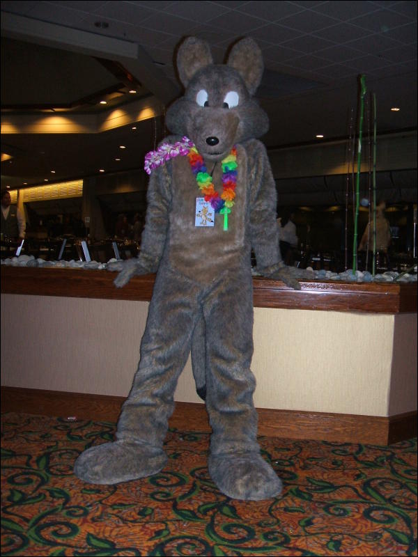 [BrownWolf_FC2009_144.jpg]