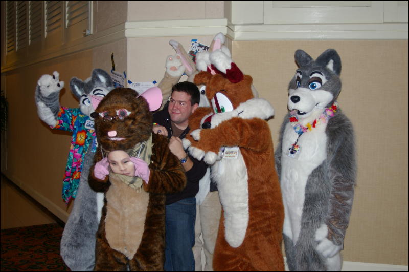 [DamonHusky_FC2009_127.jpg]