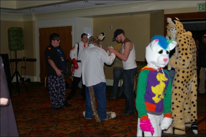 [DamonHusky_FC2009_078.jpg]