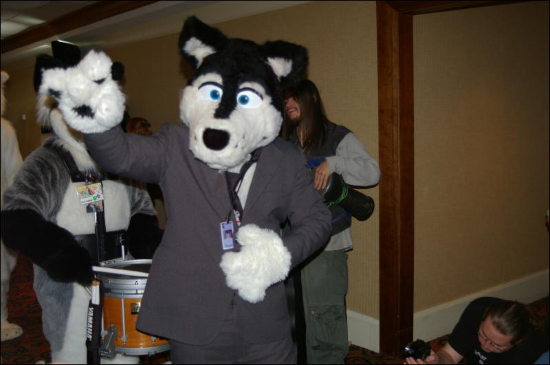 [DamonHusky_FC2009_225.jpg]