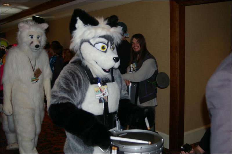 [DamonHusky_FC2009_226.jpg]