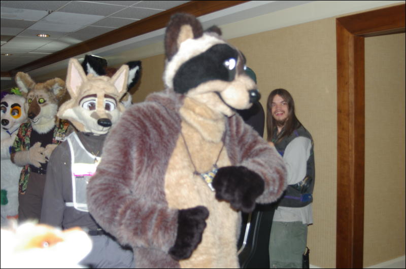 [DamonHusky_FC2009_241.jpg]