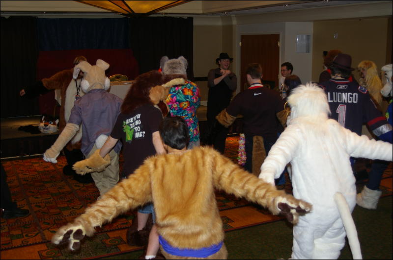 [DamonHusky_FC2009_331.jpg]