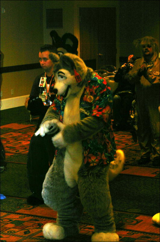 [DamonHusky_FC2009_352.jpg]