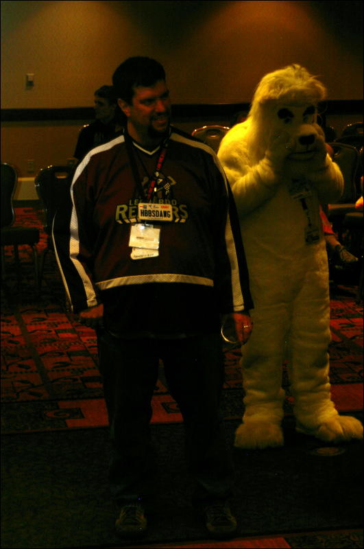 [DamonHusky_FC2009_369.jpg]