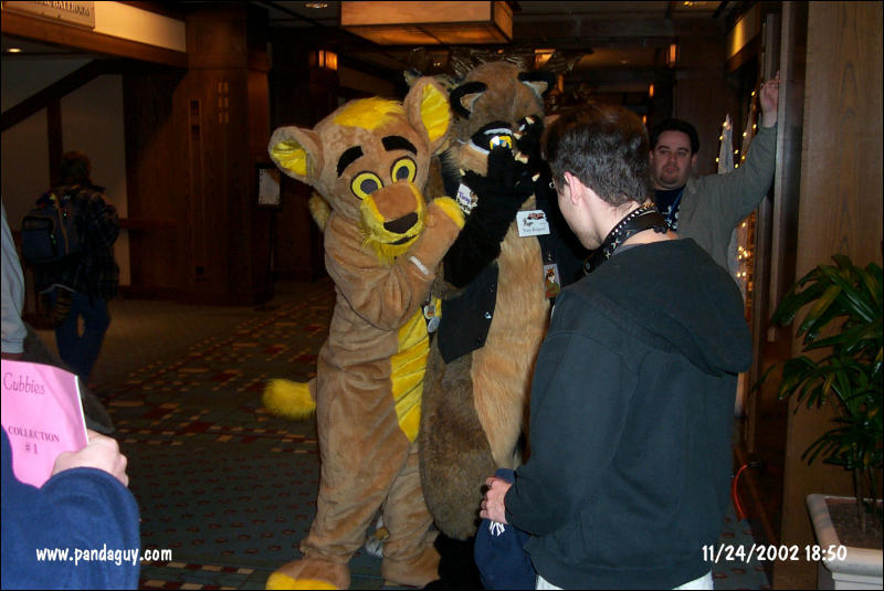 [PandaGuy_MFF2002_71.jpg]