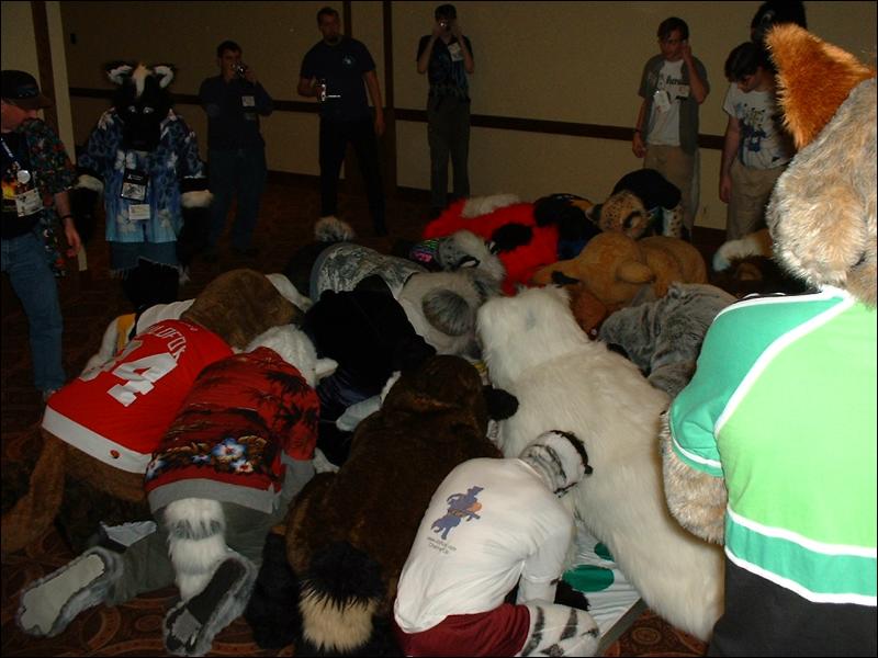 [PandaOhki_MFF2004_052.jpg]