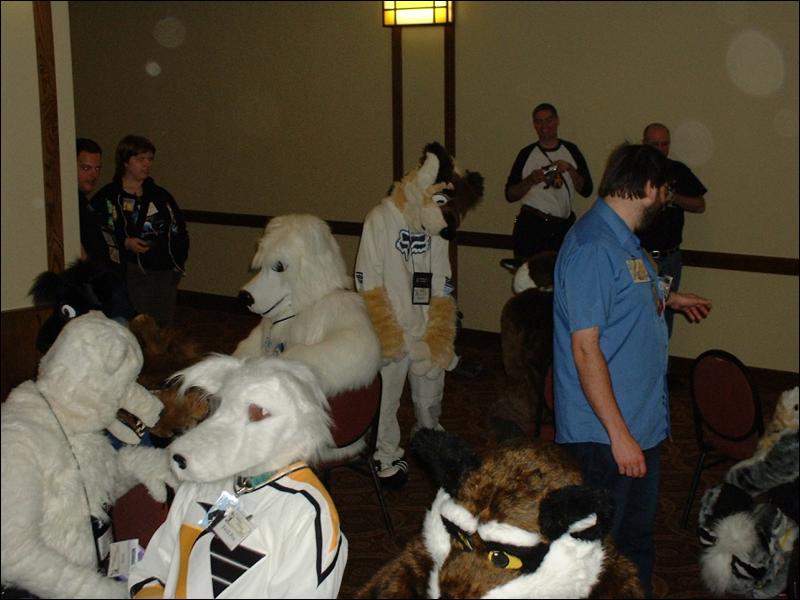 [PandaOhki_MFF2004_080.jpg]