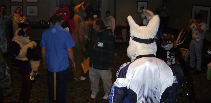 [ZephyrPanthur_MFF2005_122.jpg]