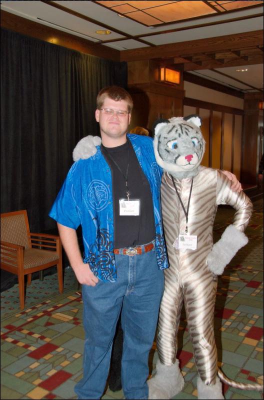 [Aaron_MFF2006_082.jpg]