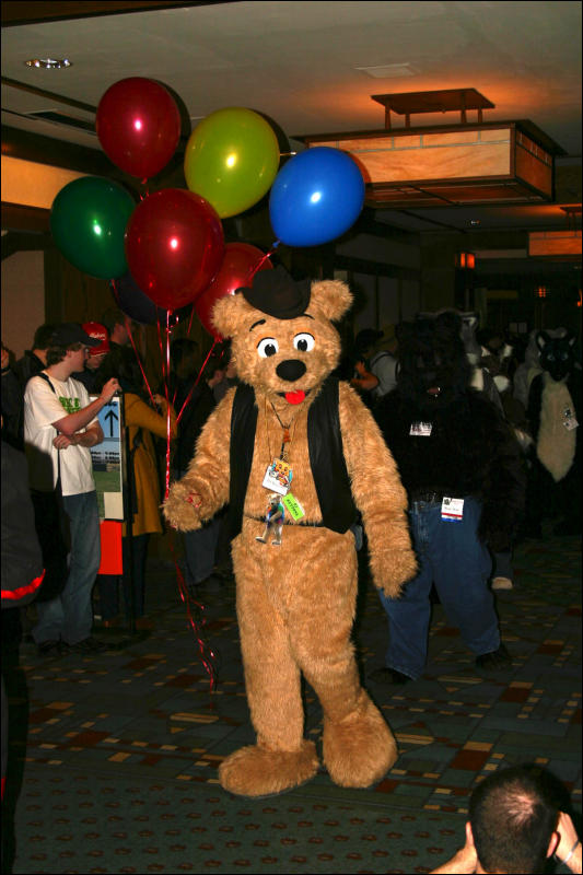 [Armadillos_MFF2006_050.jpg]