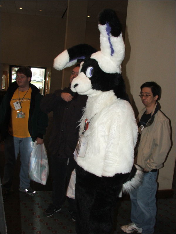 [Coy_MFF2006_014.jpg]