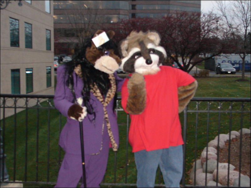 [Tumbler_MFF2006_001.jpg]