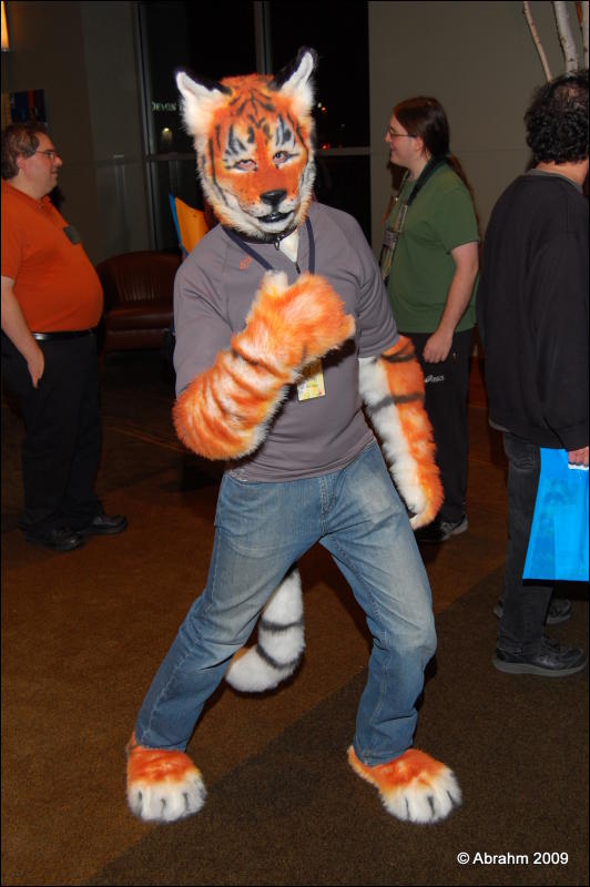 [Abrahm_MFF2009_213.jpg]