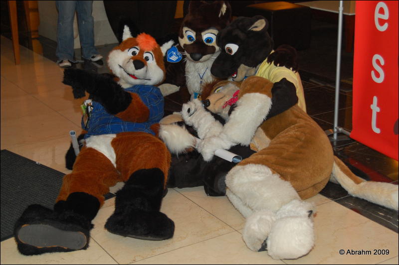 [Abrahm_MFF2009_379.jpg]