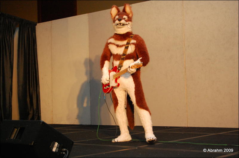 [Abrahm_MFF2009_711.jpg]