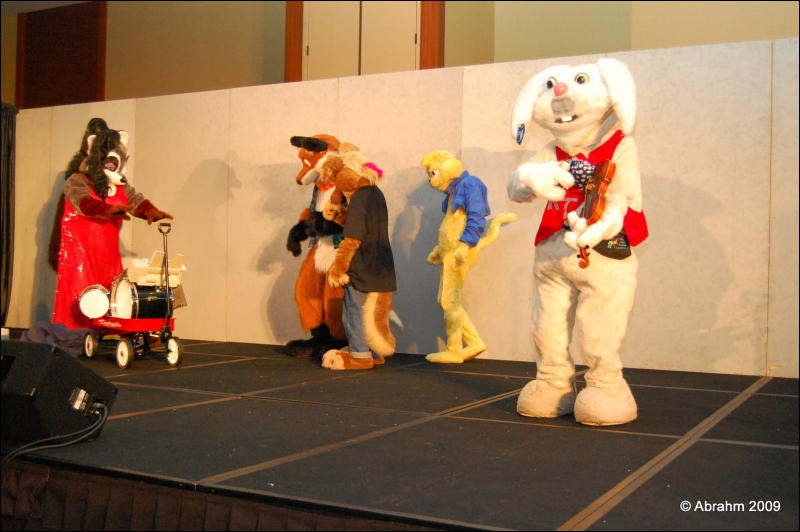 [Abrahm_MFF2009_722.jpg]