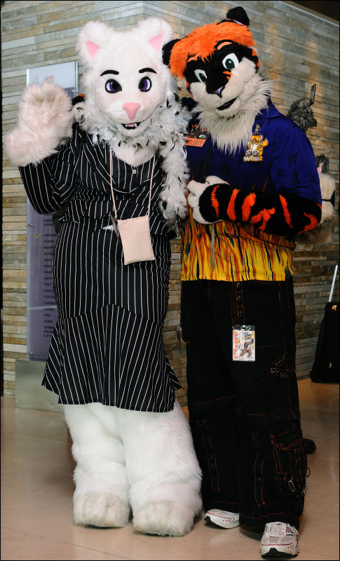 [Abrahm_MFF2010_1030.jpg]