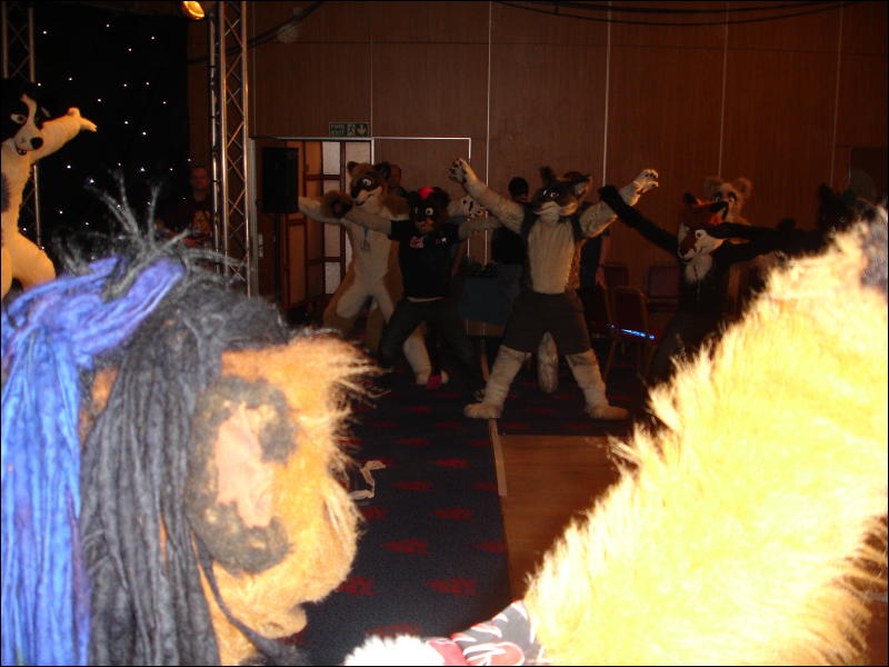 [Vector_RBW2008_FursuitGames_19.jpg]