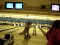 [Kofu Bowling 200603 06.mpg]