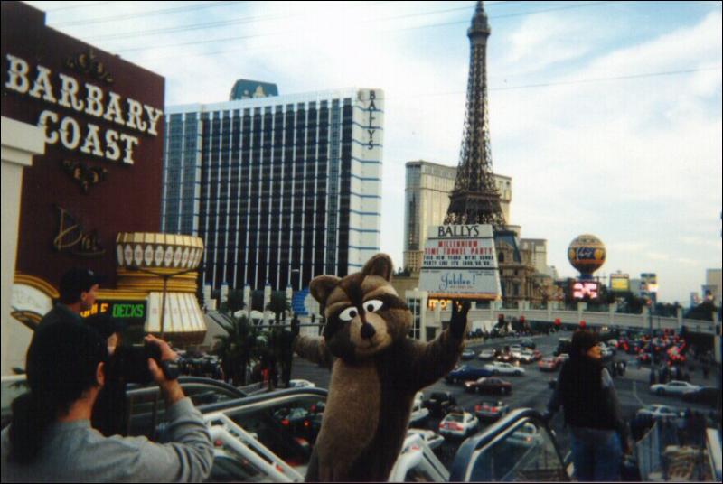 [vegas2.jpg]