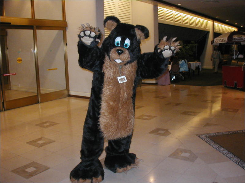 [TuxSkunk_FC2003_013.jpg]