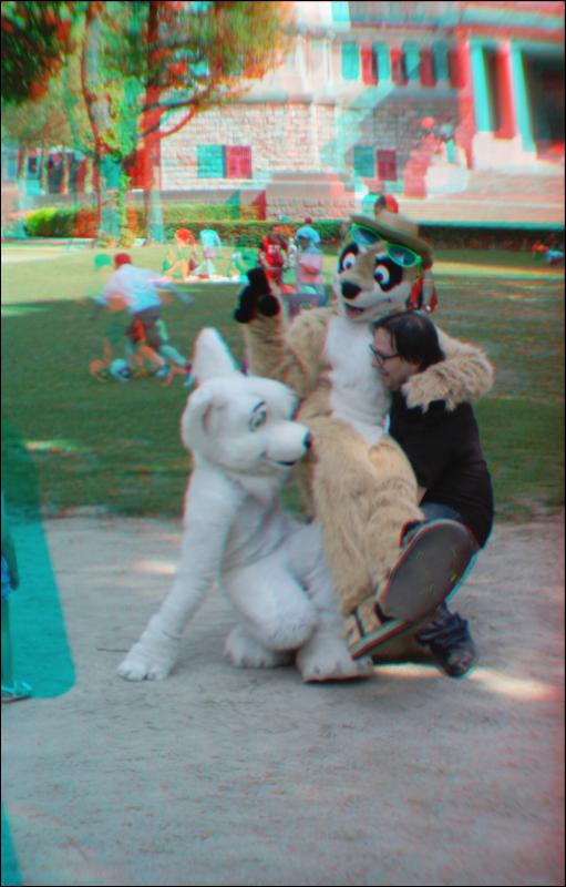 [Aoi_anaglyph_BSB_0906.jpg]